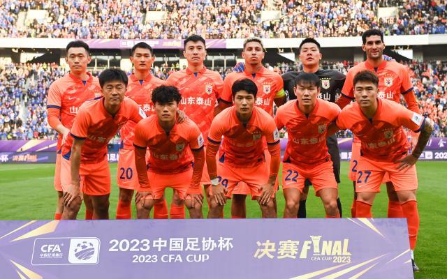 开云官网-泰山再战卡雅重启轮换制 费莱尼恐缺阵莫伊欲作别