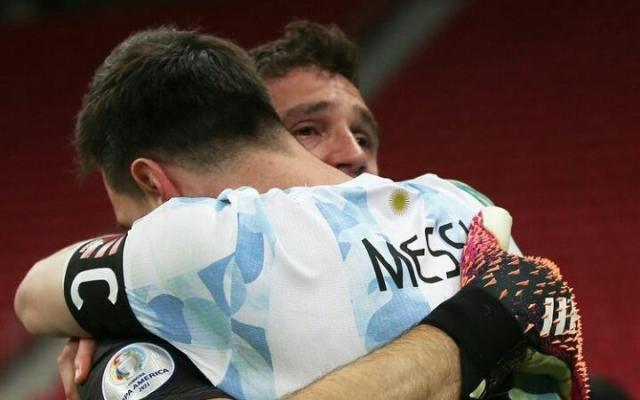 开云体育下载-梅西：我们知道埃米利亚诺会至少扑出两个点球